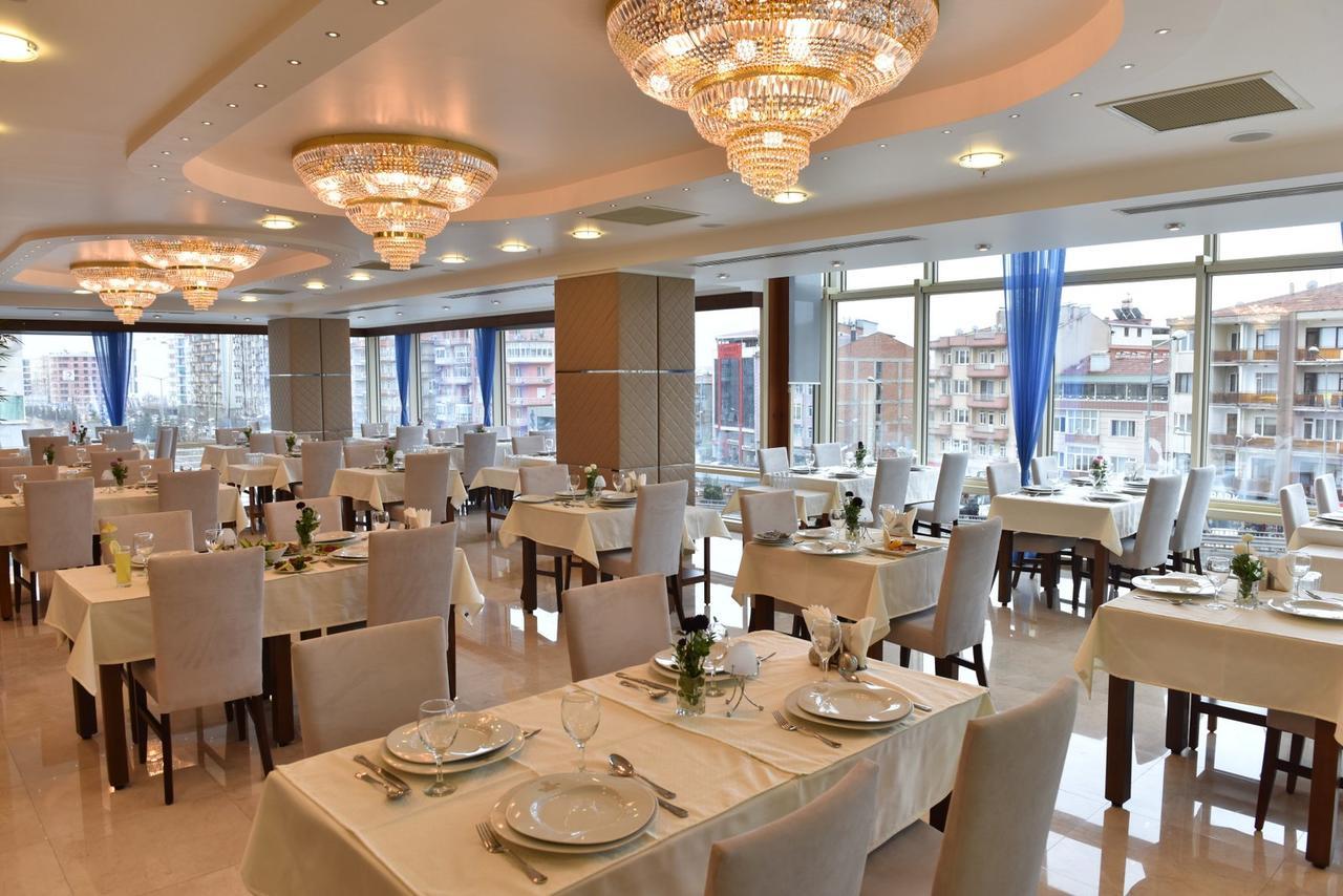 Ozgobek Ronesans Hotel De Luxe Uşak Exterior foto