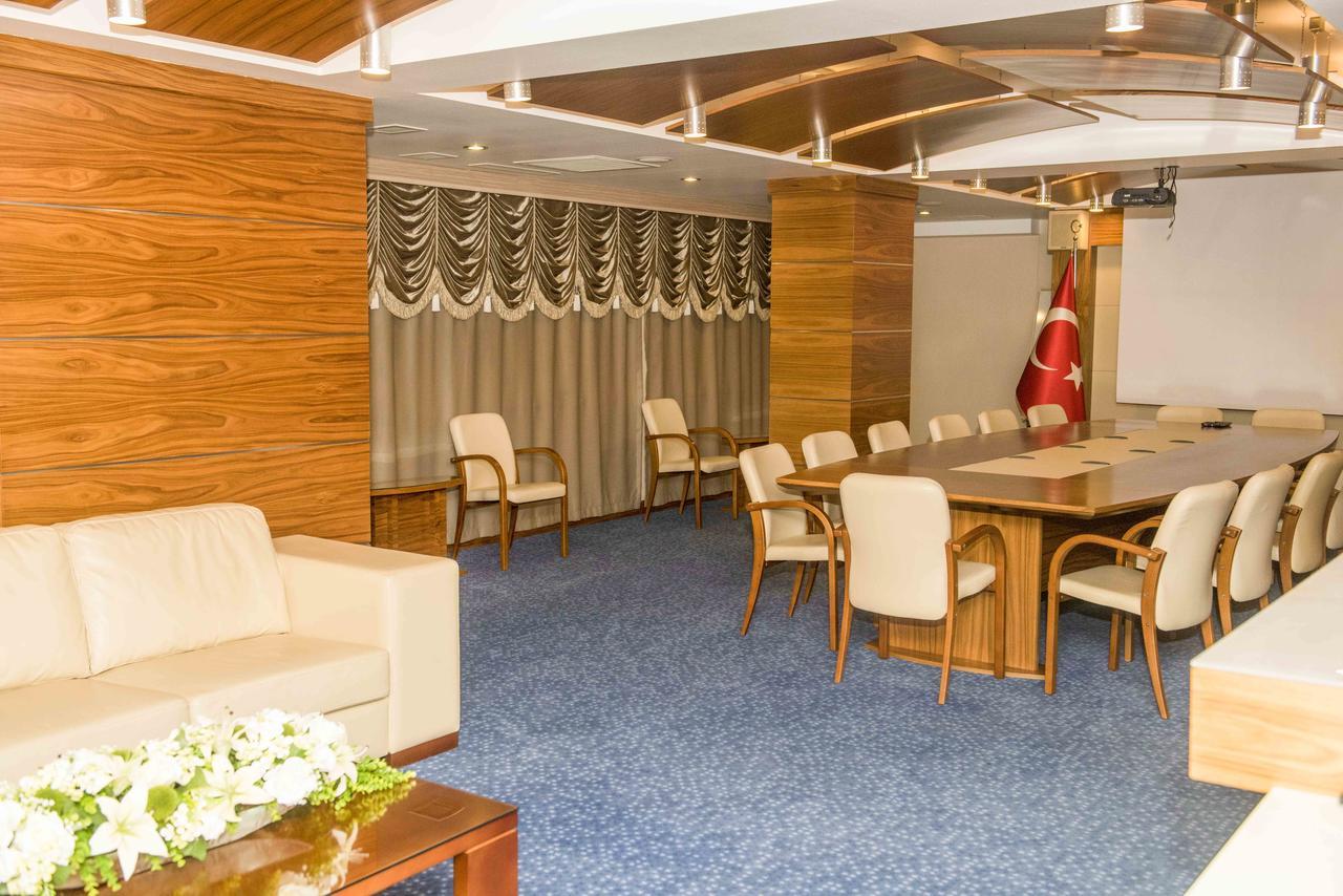Ozgobek Ronesans Hotel De Luxe Uşak Exterior foto
